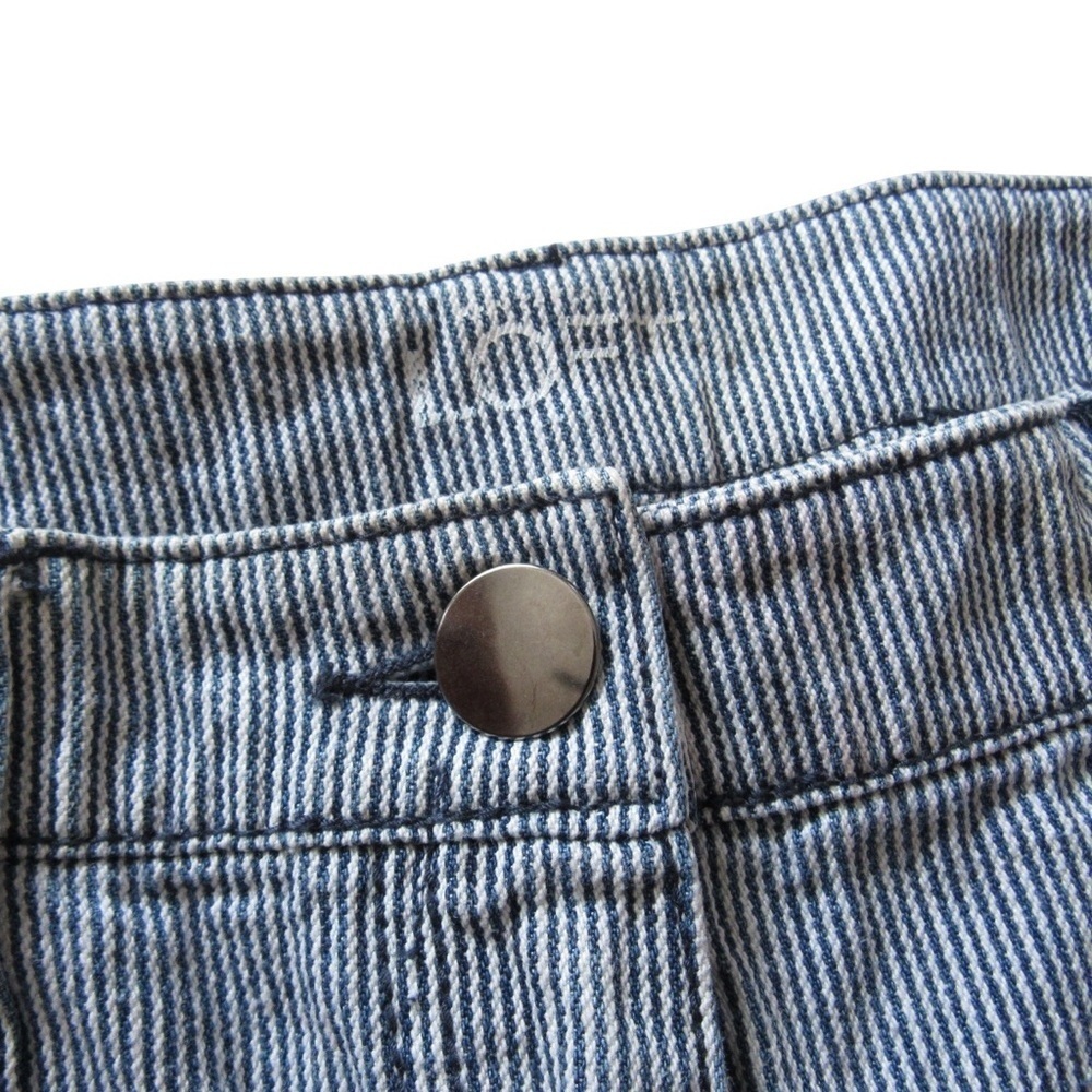 LOFT Blue White Striped Cotton Shorts 14 Soft Pockets Cuffed Nautical Classic - Picture 6 of 8